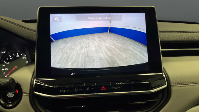 Used 2025 Jeep Compass Limited AWD/4WD image 13
