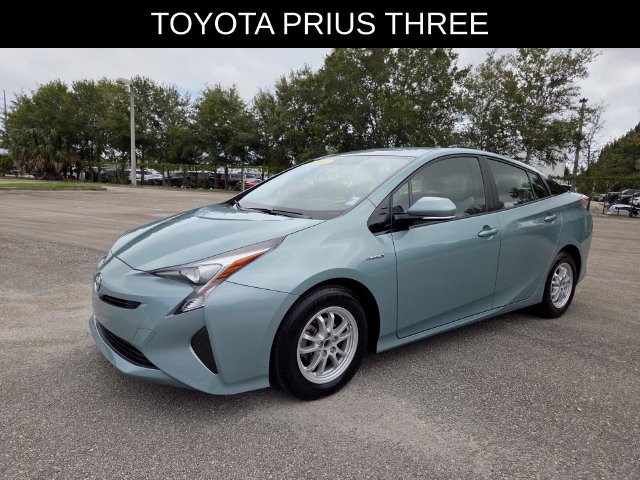 Used 2016 Toyota Prius Three FWD image 7