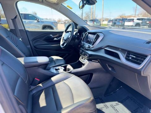 Certified 2023 GMC Terrain AT4 w/ Tech Package AWD/4WD image 11