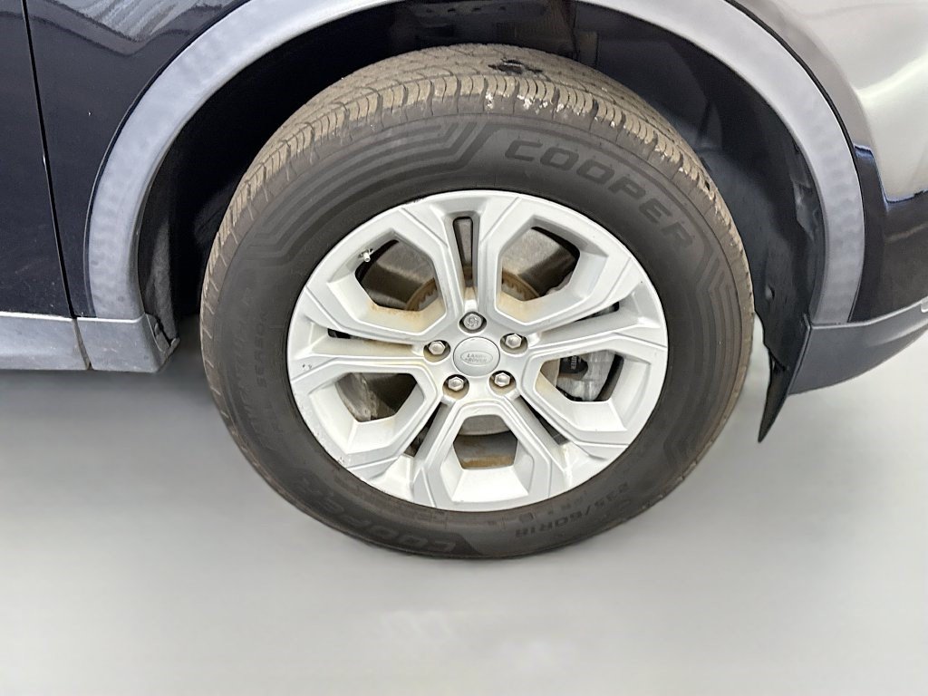 Used 2020 Land Rover Discovery Sport S AWD/4WD image 31