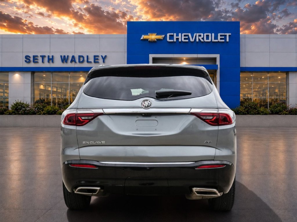 Used 2024 Buick Enclave Essence w/ Sport Touring Edition FWD image 6