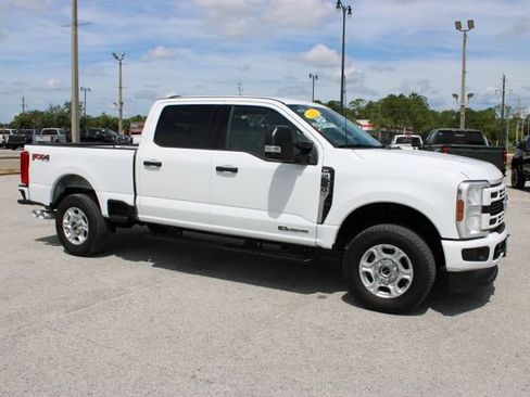 Used 2025 Ford F250 XLT w/ FX4 Off-Road Package AWD/4WD image 14