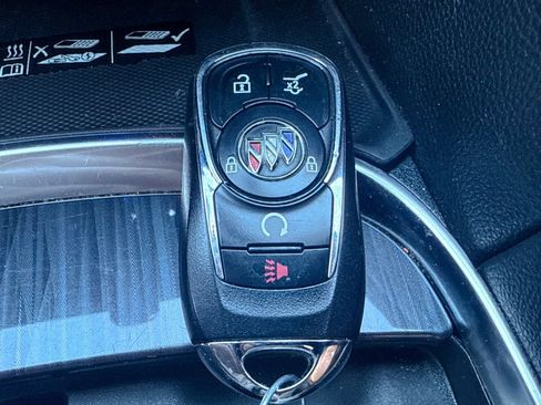 Used 2024 Buick Enclave Premium image 51