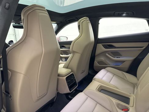 Used 2023 Porsche Taycan GTS w/ Premium Package (P6U) image 29