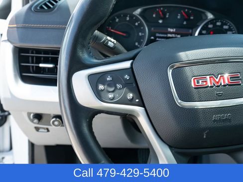 Used 2019 GMC Terrain SLT w/ Infotainment Package II AWD/4WD image 24