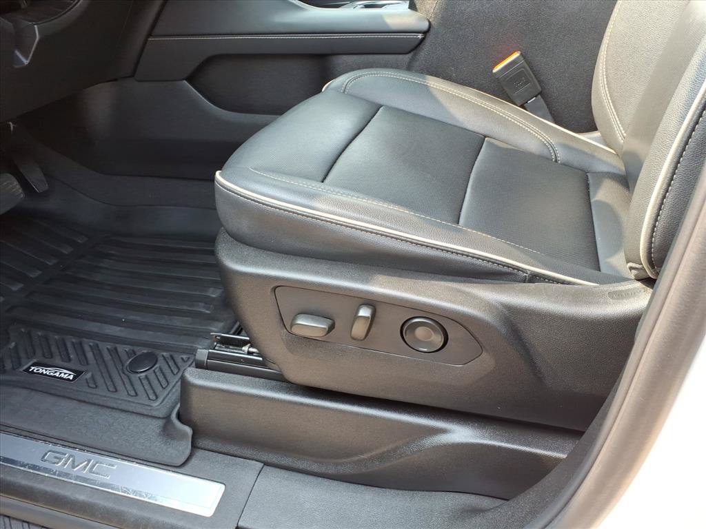 Used 2024 GMC Yukon SLT AWD/4WD image 20