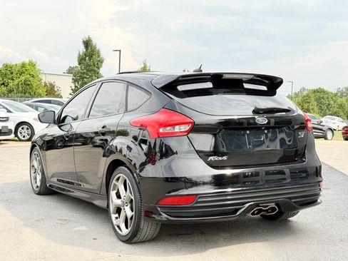 Used 2016 Ford Focus ST FWD image 11