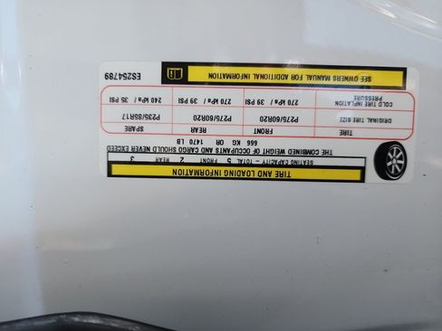 Used 2014 RAM 1500 SLT AWD/4WD image 20