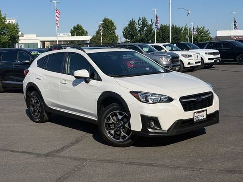 Used 2019 Subaru Crosstrek 2.0i Premium w/ Moonroof Package AWD/4WD image 2