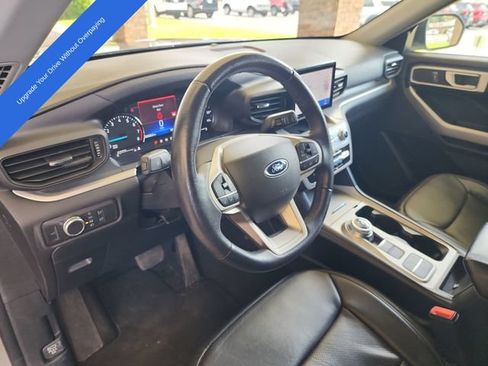 Used 2022 Ford Explorer XLT RWD image 10
