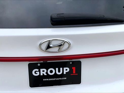 Used 2022 Hyundai Santa Fe SE FWD image 33