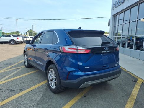 Used 2023 Ford Edge SEL w/ Convenience Package AWD/4WD image 4