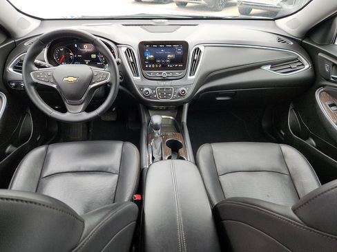 Used 2024 Chevrolet Malibu LT image 11