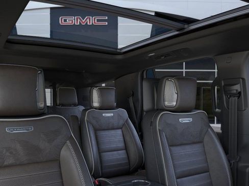 New 2026 GMC Yukon Denali Ultimate AWD/4WD image 25