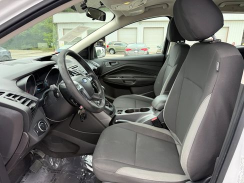 Used 2016 Ford Escape S FWD image 2