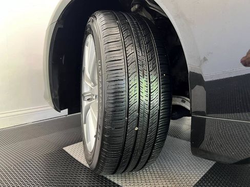 Used 2014 INFINITI Q60 AWD Coupe w/ Premium Package image 24