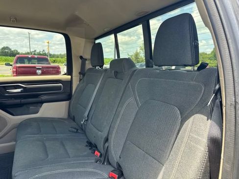 Used 2019 RAM 1500 Big Horn AWD/4WD image 24