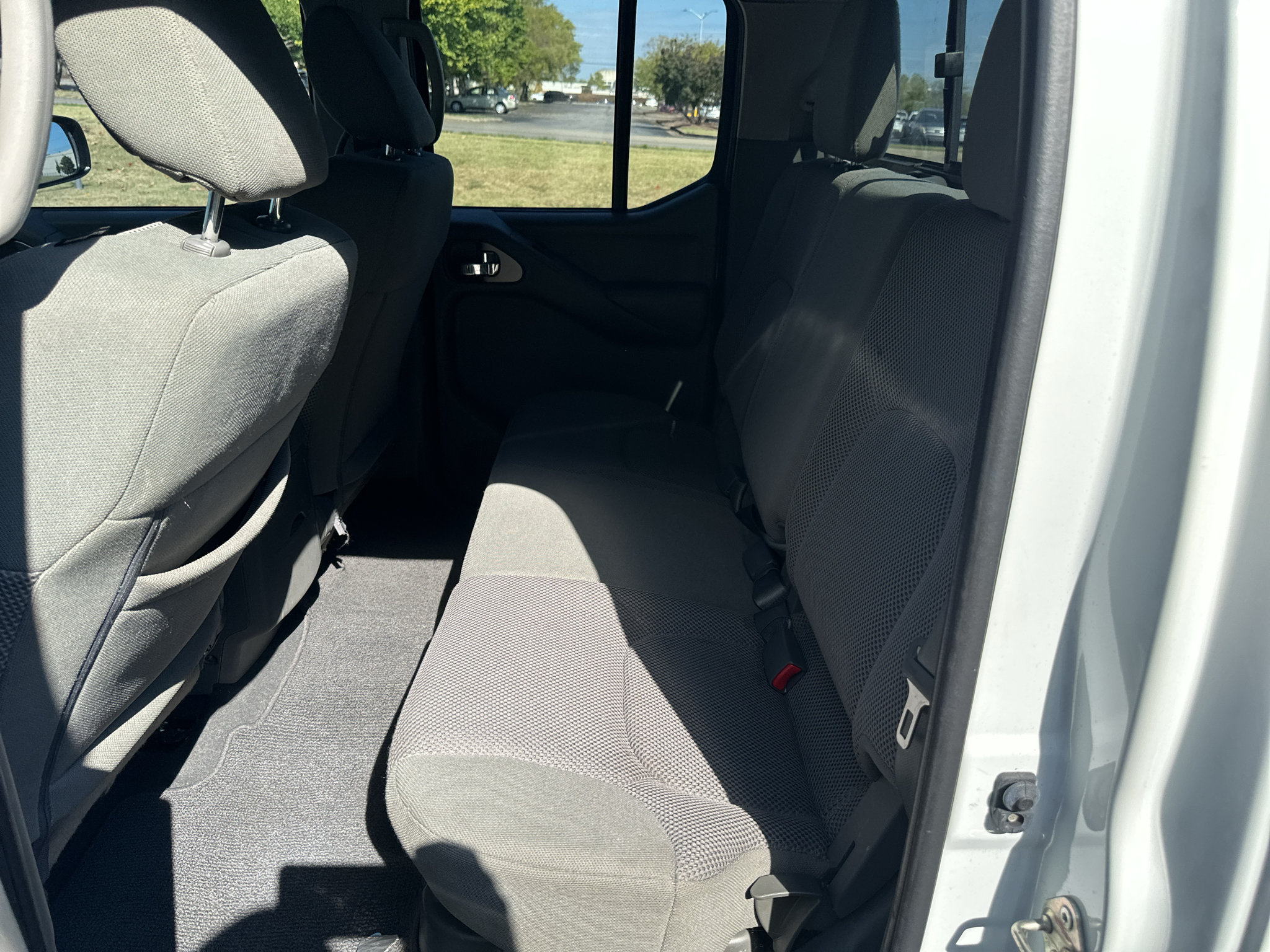 Used 2019 Nissan Frontier SV RWD image 14