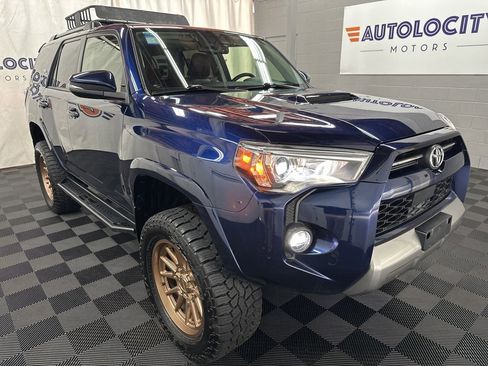 Used 2023 Toyota 4Runner TRD Off-Road Premium image 2