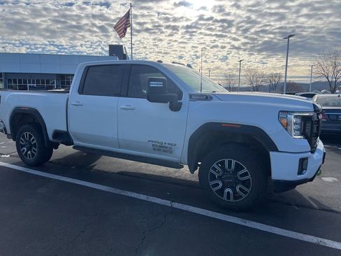 Used 2022 GMC Sierra 3500 AT4 w/ Gooseneck/5TH Wheel Package image 4