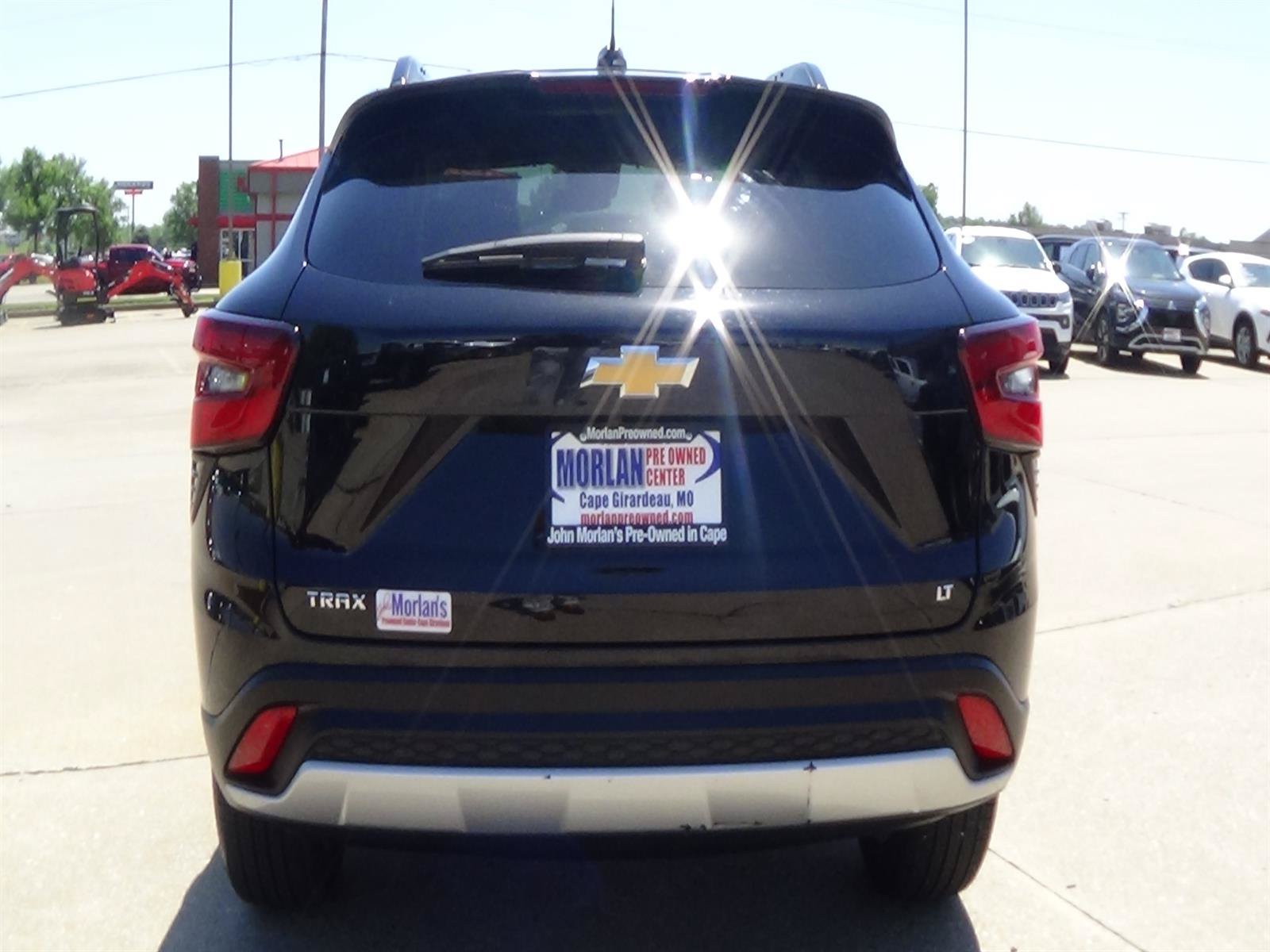 Used 2025 Chevrolet Trax LT w/ LT Convenience Package FWD image 7