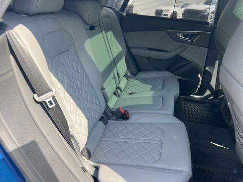 Used 2024 Audi SQ8 Prestige AWD/4WD image 34