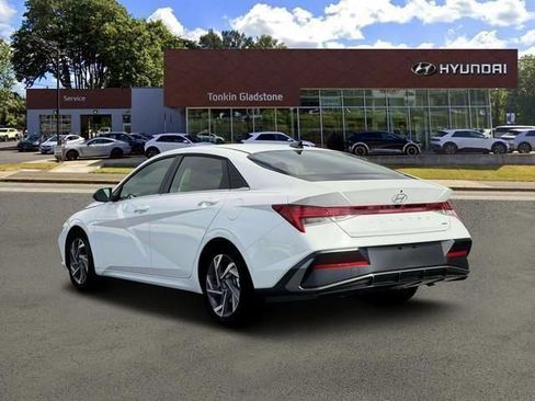 New 2026 Hyundai Elantra Limited w/ Cargo Package FWD image 5