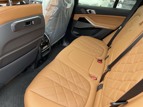 New 2026 BMW X5 xDrive40i w/ Climate Comfort Package image 15