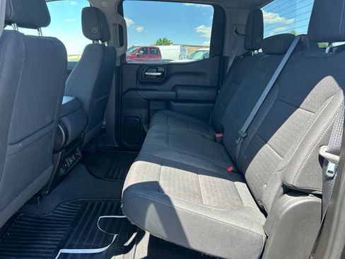 Used 2021 Chevrolet Silverado 1500 LT AWD/4WD image 15