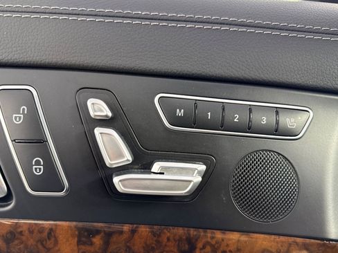 Used 2013 Mercedes-Benz SL 550 w/ Premium Pkg image 26