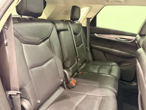 Used 2018 Cadillac XT5 Luxury AWD/4WD image 48