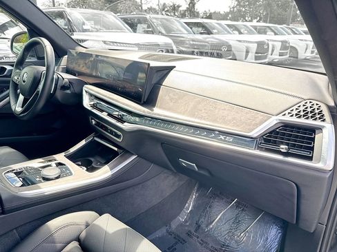 Used 2025 BMW X5 sDrive40i RWD image 31