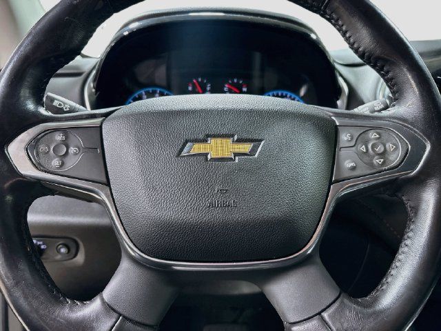 Used 2020 Chevrolet Traverse LT w/ LPO, Blackout Package FWD image 12
