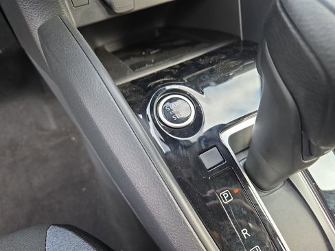 New 2025 Nissan Versa SV w/ Trunk Package image 20