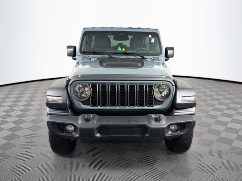 Used 2026 Jeep Wrangler Unlimited Sport AWD/4WD image 2
