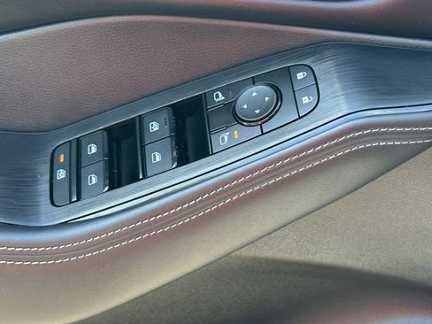 Certified 2023 Nissan Rogue SV w/ SV Premium B Package image 22