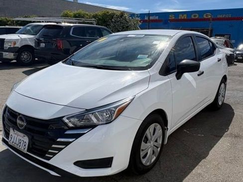 Used 2023 Nissan Versa S w/ Trunk Package image 1