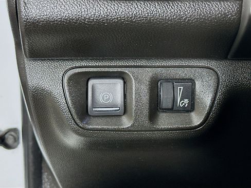 Used 2019 GMC Acadia Denali image 16