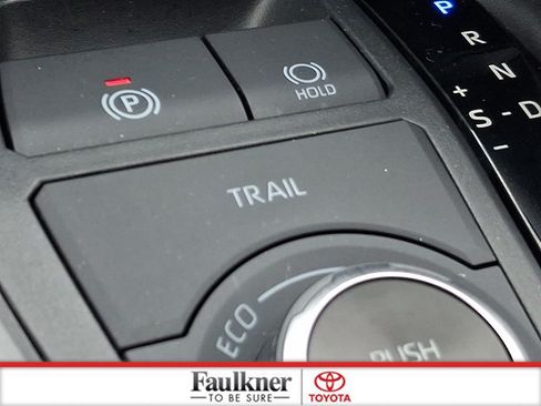 Certified 2025 Toyota RAV4 XLE AWD/4WD image 25