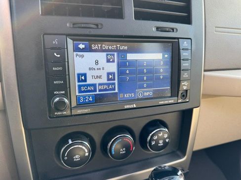 Used 2012 Jeep Liberty Sport w/ Popular Equipment Group AWD/4WD image 19