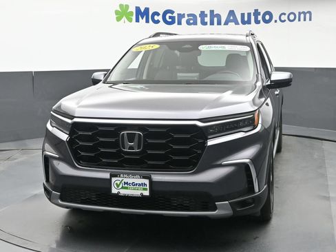 Used 2025 Honda Pilot Touring image 24