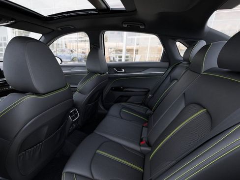 New 2026 Kia K5 GT w/ GT1 Package FWD image 21
