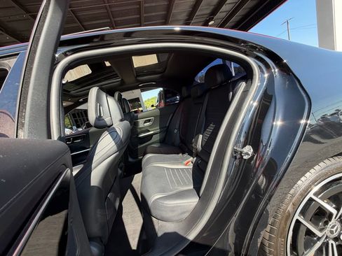 Used 2022 Mercedes-Benz C 300 Sedan image 31