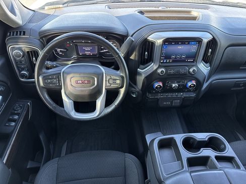 Used 2021 GMC Sierra 1500 SLE image 17