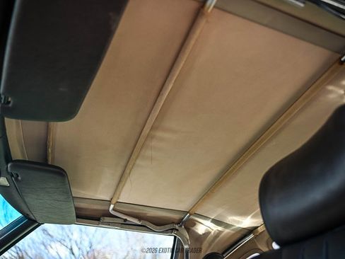 Used 1988 Mercedes-Benz 560 SL image 40