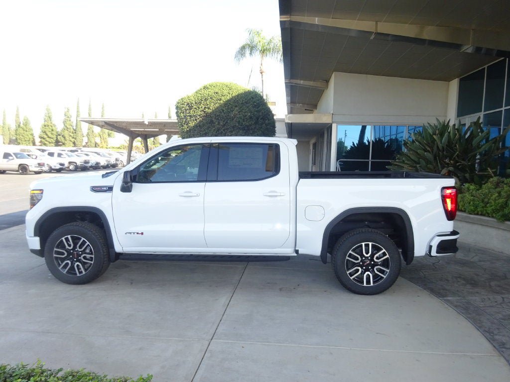 New 2026 GMC Sierra 1500 AT4 w/ AT4 Premium Package AWD/4WD image 4
