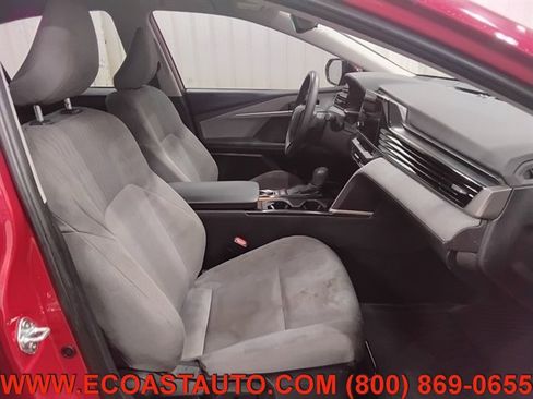 Used 2025 Toyota Camry LE image 15