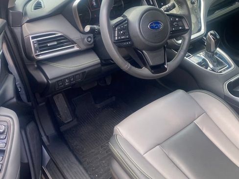 Used 2025 Subaru Outback Onyx Edition XT AWD/4WD image 5