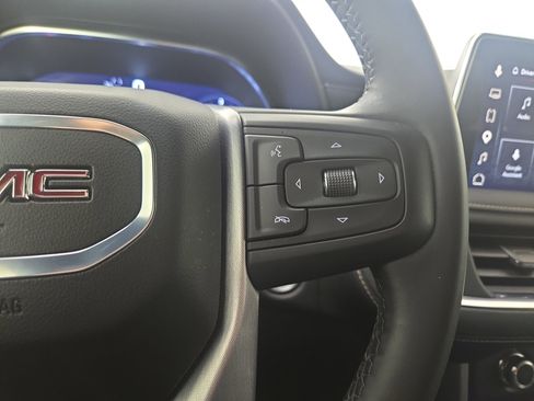 Certified 2024 GMC Yukon SLT w/ Max Trailering Package AWD/4WD image 17