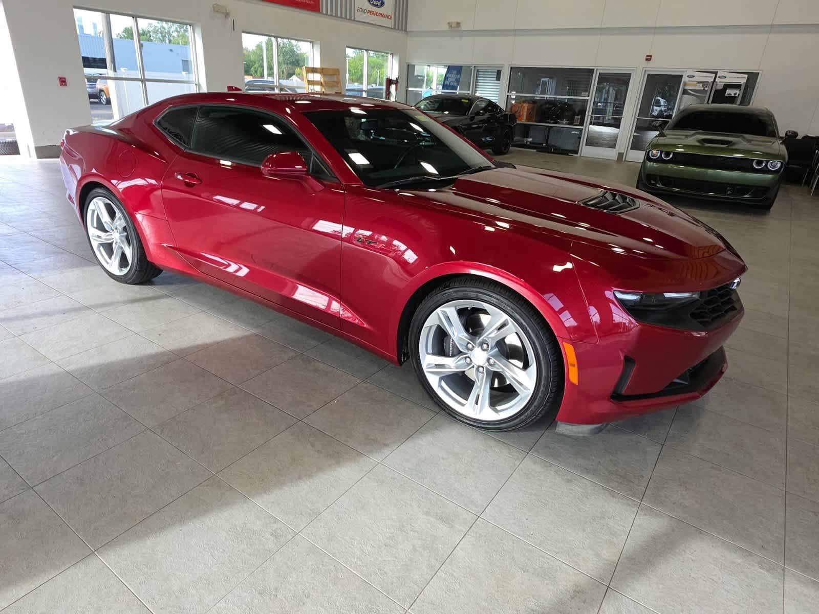 Used 2021 Chevrolet Camaro LT RWD image 4